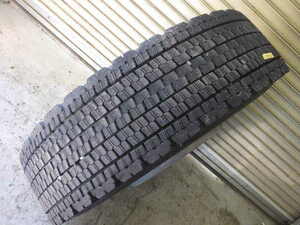 r345-52 * used studdless tires 11R22.5 16PR Bridgestone W900 2018 year made tire wheel 1-0