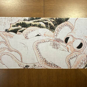 古今東西 浮世絵 春画 手ぬぐい 葛飾北斎 蛸と海女　サイズは約98cm 35cm　和柄　タオル　
