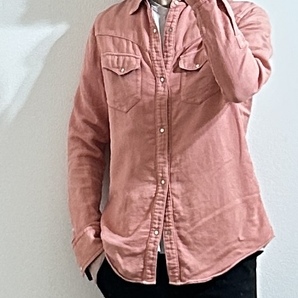 LEON掲載 定価4.5万 1piu1uguale3 DRESS 113 PLAIN SWEAT DENIM WESTERN SHIRTS Ⅴ ピンク スエットデニムウエスタンシャツ akm wjkの画像4