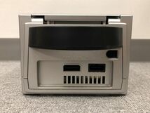 F318-CH11-20 Nintendo 任天堂 ニンテンドー ゲームキューブ ゲーム機 シルバー DOL-001 コントローラー 箱付き※通電確認済み_画像5