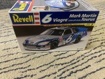 W054-CH3-587 Revell レベル 6viagra Mark Martin マーク・マーティン 85-2369 1/24スケール プラモデル_画像5