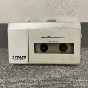 G121-I58-2081 FUJINOSONIX F-15 stereo cassette player made in Japan battery type silver 
