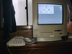 Macintosh Apple アップル　パフォーマ　5220　液晶一体型 OS CD 付き　マッキントッシュ　performa CRT 完動品 キーボード マウス付き