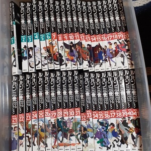 USED　ルパン三世・DVDコレクション　全57巻　２６まで開封　27から未開封