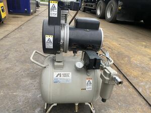 中古 動作確認済 ANEST IWATA TFP04-10C Oilfree COMPRESSOR OF-104E Oilフリーコンプレッサー