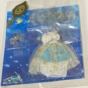 10 アウトフィット ブライスリカちゃんチェリーちゃんサイズ　こぐま座様　チュール　中古 USED