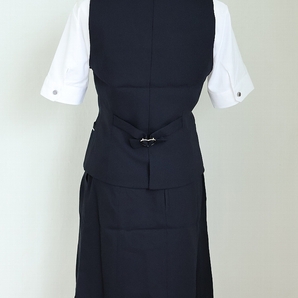 13号 SUNPEXIST 濃紺 事務 新品 ◆ OL制服 / 事務服 ◆ ベスト,スカート,ジャケット 上下セット,新品ブラウス,新品リボンのオマケ付の画像2