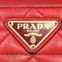 正規品　PRADA プラダ ラウンドファスナー 長財布 キルティング　レッド系　R店0430_画像6