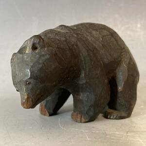 ya.. tree carving bear ( approximately 7cm) Hokkaido .. stamp equipped bear. ornament . earth .. glass eyes * scratch equipped 