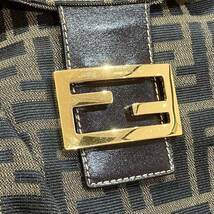 FENDI フェンディ ズッカ柄 FF金具 ワンショルダー ブラウン系×ゴールド金具 レザー ショルダーバッグ_画像6