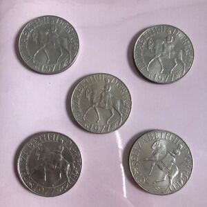 イギリス エリザベス女王　在位25周年 1977年　記念　大型　コイン　硬貨　馬　英国　おまとめ5個