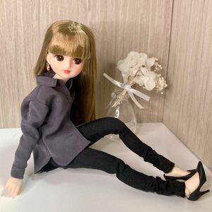 リカちゃん服　3点セット　シャツ・スキニーパンツ・ピアス