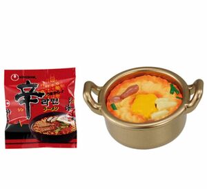 農心×JINRO おうちポチャミニチュアコレクション辛ラーメン・ミニチュア袋麺のガチャガチャ