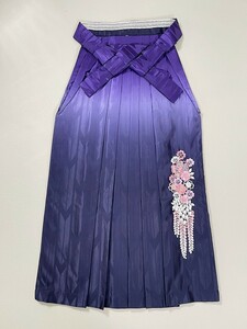 IROHA◆袴◇【ta0992】女性袴◆卒業式【青紫】刺繍【中古】
