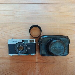 Canonet leather case with a hood . Canon range finder 