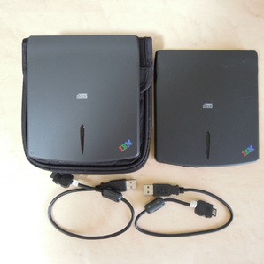 IBM USB Portable CD-ROM Drive USED 2台 ＋ ソフトケースの画像3