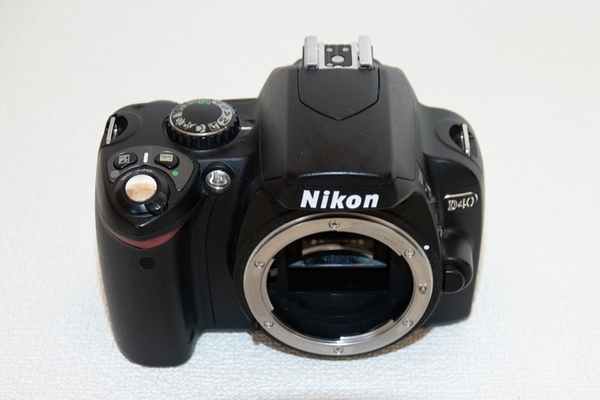 nikon カメラ　D40ボディ