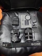 ソニーSONY α7rIII ILCE-7RM3 ミラーレス一眼カメラ有効画素数4,240万画素 Ver.3.10最新【広角望遠】ズームレンズSEL18200LE 18mm〜200mm_画像1