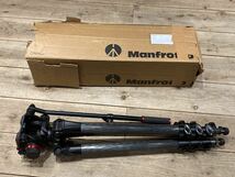 Manfrotto ビデオカメラ用三脚、別売マウントのセット、最高2m50cm 最低1m程度、使用時間10時間程度、美品、箱。_画像9