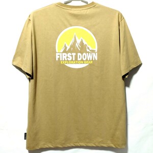 特価/未使用【サイズ=LL(XL)】 FIRST DOWN/ファーストダウン/メンズ/Bプリント/半袖/Tシャツ/ストレッチ/接触冷感/胸囲=104～112cm/mustard