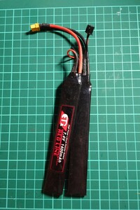 電動ガン　 リポバッテリー　30c　ET1　LiPO 7.4V セパレート