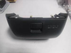 30 series bB Bb NCP31 dash board most middle under box NCP30 center console NCP35 underfoot BOX case 55440-52090 55440-52090 part removing car equipped 