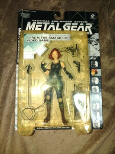 METAL GEAR SOLIDメタルギア ソリッド MERYL SILVERBURGH コナミ フィギュア未使用 美品 ブリスターパック McFARLANE TOYS