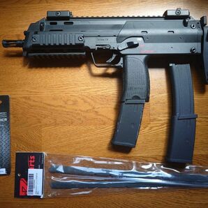 VFC/Umarex H&K MP7A1 Navy Gen.2 GBB 予備マガジンカスタムパーツ付属