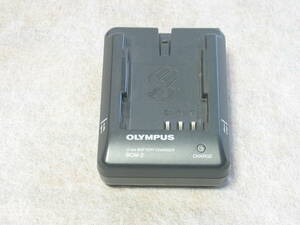 OLYMPUS デジカメ充電器　BCM-2　中古　送料￥300