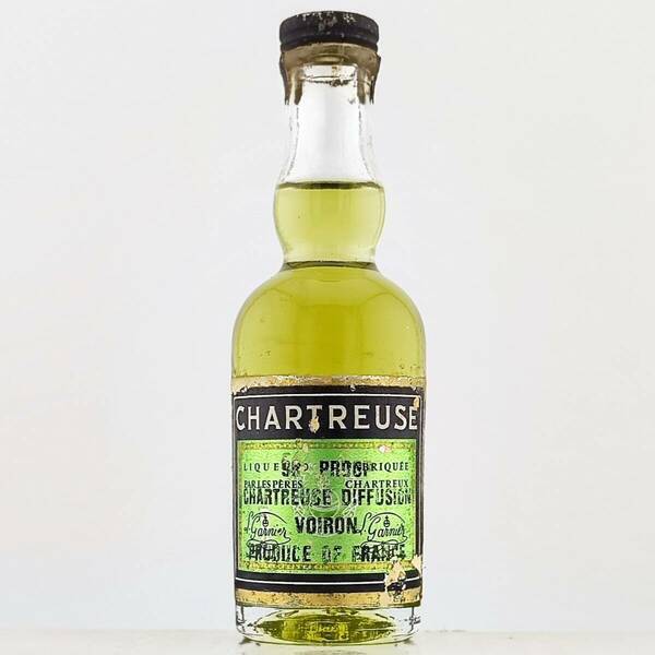 【全国送料無料】CHARTREUSE VERTE LIQUEUR　約54.8度　約30ml【 シャルトリューズ ヴェール 緑】