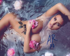 Abigail Ratchford* autograph autograph photograph * certificate COA*0241