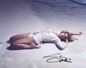 Shakira* автограф автограф фотография * сертификат COA*0118