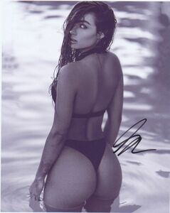 Sommer Ray★直筆サイン写真★証明書COA◆9730