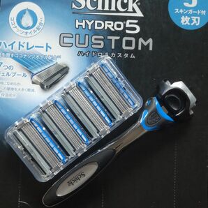 【替刃４個＋本体】シックハイドロ５カスタム Schick HYDRO5 CUSTOM 髭剃り＆替刃