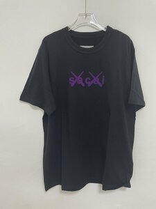 sacai (サカイ) KAWS (カウズ) コラボプリントTシャツブラック×パープル 中古 希少 サイズ:M