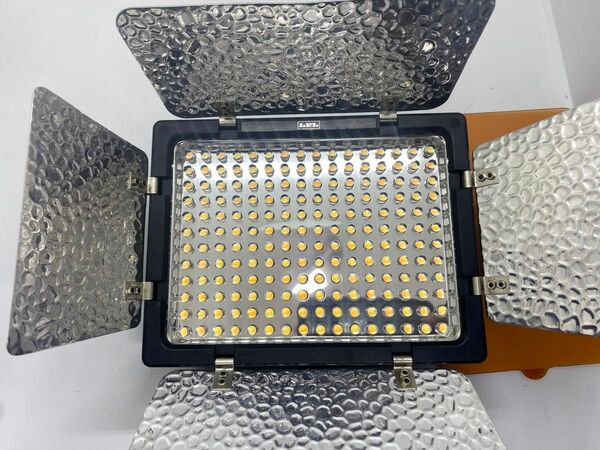 LPL VL-6500XP ビデオライト　 LED