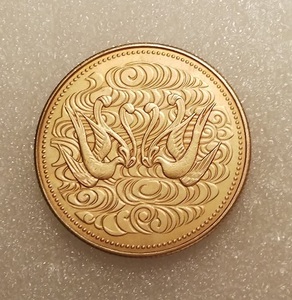 . rank 60 year memory 10 ten thousand jpy gold coin. replica 