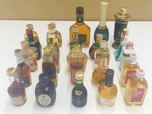 0 whisky / brandy / liqueur, other Mini bottle 25 pcs set [ old sake * unopened ]