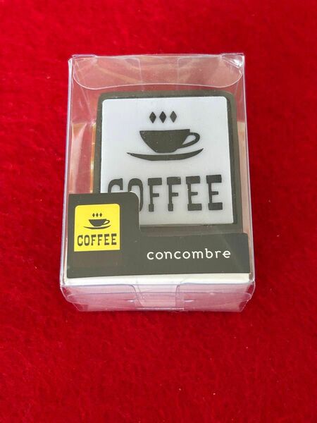 concombre　コンコンブル　置物　　喫茶店の看板