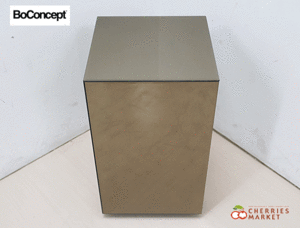 ◆展示品◆ BoConcept ボーコンセプト Block ブロック ミラーテーブル サイドテーブル 5万