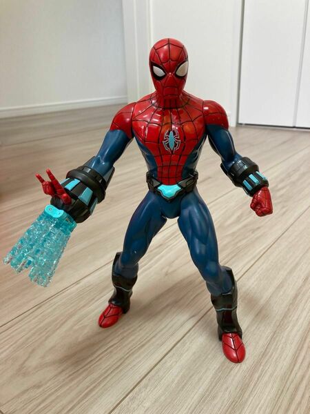 スパイダーマン　マーベル　フィギュア　動く