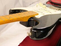 A675★Fender/STRATOCASTER/エレキギター/ストラトキャスター/Sシリアル/黒系/Crafted IN JAPAN /フェンダー★送料1420円～_画像6