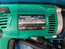 T104[08]T82(振動ドリル/コンセント式) 中古 動作 マキタ/makita M816K 16mm アタッチメント・ケース付き 5/15出品_画像3