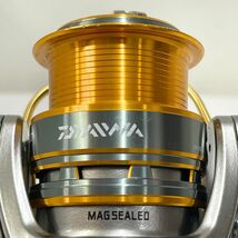 A123[06]9(スピニングリール) 中古/使用感多/DAIWA/ダイワ/13プレイソ 2000H-LBD/付属品なし 5/19A出品_画像3