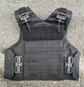 中華製プレートキャリア　POLICE装備　LE装備　特殊部隊　サバゲー　CONDOR　EAGLE LE