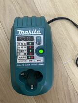 A184 マキタ makita 充電器 マキタ充電器 DC10WA 7.2V-10.8V用 _画像2