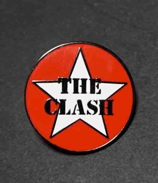 《赤円白星TC円型》■新品『THE CLASH ザ・クラッシュ 』■イングランド バント■pin■金属ピンバッジ バッチ■ロックバンド.Music 音楽