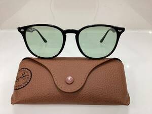 Ray-Ban