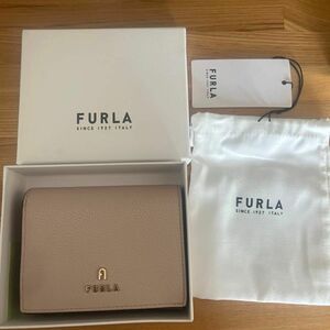 FURLA コンパクトウォレット