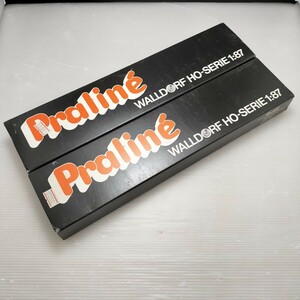 【ジャンク品】ドイツレベル　ミニカーセットを２点（合計２４台）　WALLDORF-Praline 1/87　レトロ　西ドイツ製